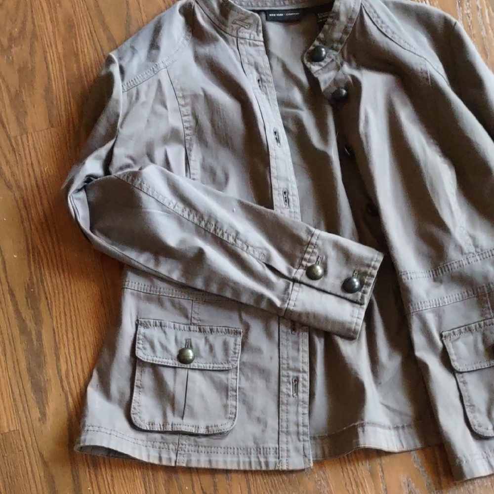 Stylish Brown Button-Up Jacket